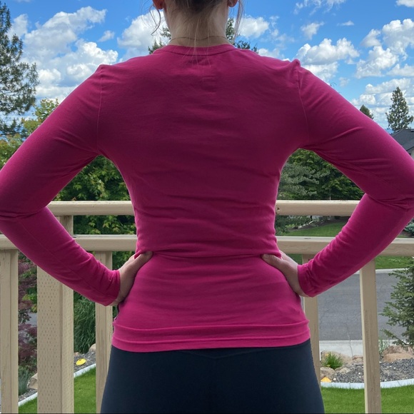 Long Sleeve Nike Dri-fit Shirt - Picture 3 of 4